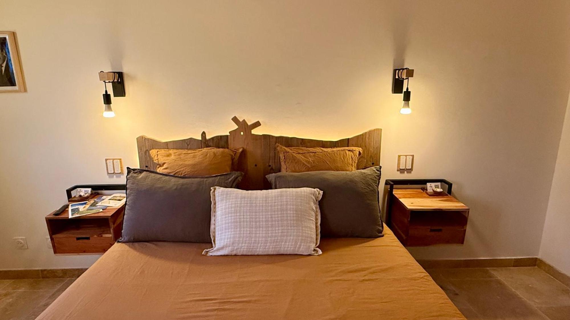 Bed and Breakfast Mas Campau Fontvieille Exterior foto