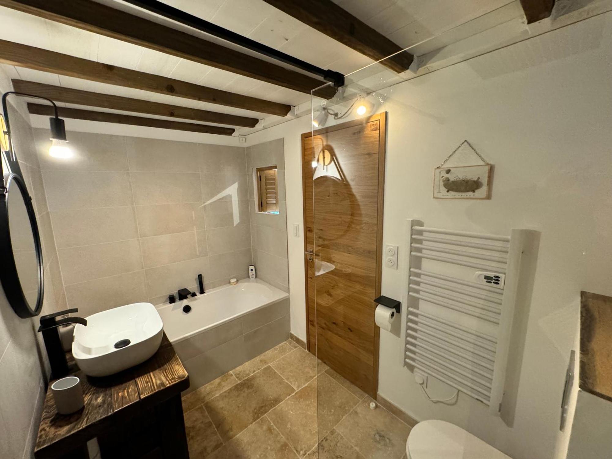 Bed and Breakfast Mas Campau Fontvieille Exterior foto